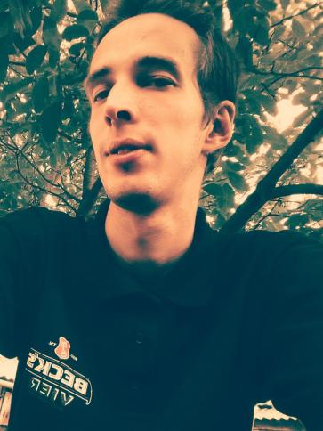 Tamás, 33 éves tázlári társkereső férfi profil fotója