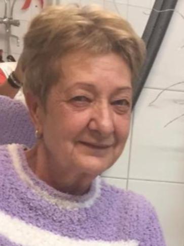 Blanka, 70 éves nyírbátori társkereső nő profil fotója Blanka, 70 éves nyírbátori társkereső nő profil fotója