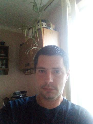 Zsolt, 41 éves vasvári társkereső férfi profil fotója