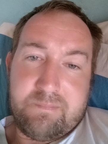 Norbi, 40 éves táti társkereső férfi profil fotója