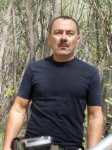 Sziasztok! Marius vagyok. Komoly felsőlajosi párkereső nők jelentkezését várom.
