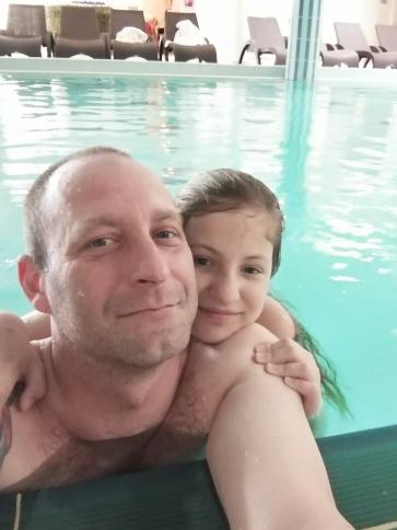 Tamás, 46 éves komlói társkereső férfi profil fotója