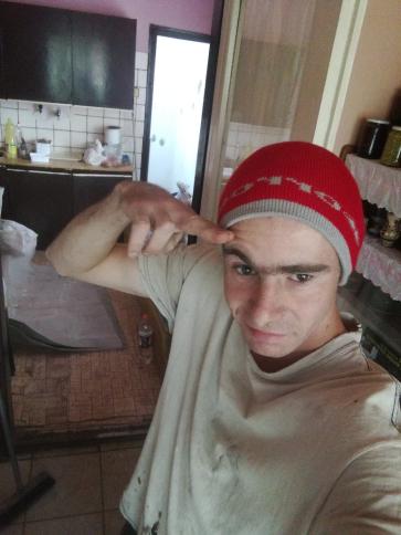 Pisti, 28 éves derecskei társkereső férfi profil fotója