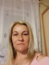 Sziasztok! Zsuzsa vagyok. Komoly lőkösházai társkereső férfiak jelentkezését várom.