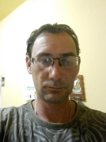 Sandor, 44 éves nagykónyi társkereső férfi profil fotója