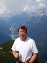 Sziasztok! Tamas vagyok. Diplomás kápolnásnyéki társkereső nőket keresek ismerkedési célból.