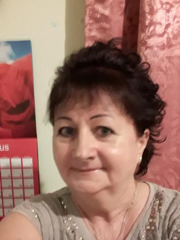 Zsófia, 65 éves nádudvari társkereső nő profil fotója