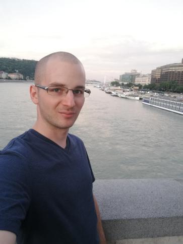 Peti, 33 éves jászjákóhalmai társkereső férfi profil fotója