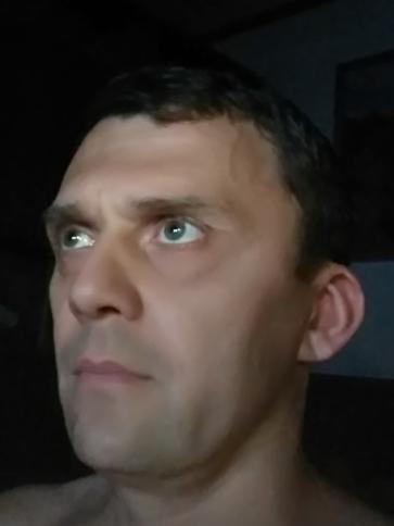 Tibor, 48 éves babarci társkereső férfi profil fotója