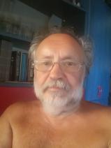 Sziasztok! Imre vagyok. Ingyenesen megismerhető szabadbattyáni nőkkel randiznék.