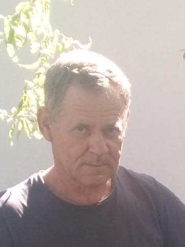Istvan, 60 éves móri társkereső férfi profil fotója