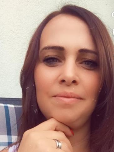 Hajni, 41 éves pápai társkereső nő profil fotója