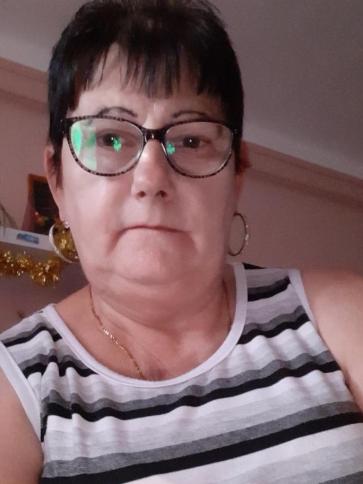 Magdi, 66 éves almáskamarási társkereső nő profil fotója