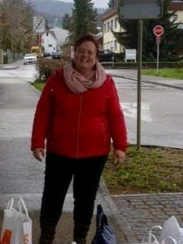 Anna, 57 éves ároktői társkereső nő profil fotója