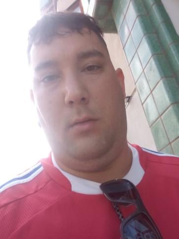 Szabolcs, 37 éves tamási társkereső férfi profil fotója