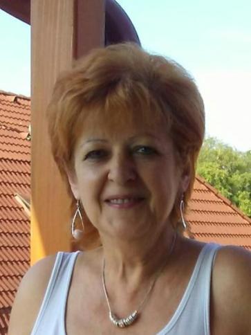 Rózsa, 62 éves pápai társkereső nő profil fotója