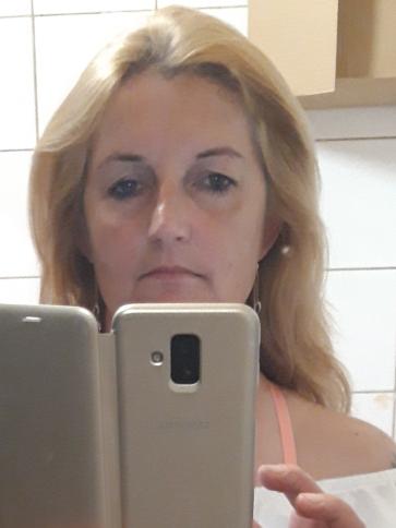 Mónika, 49 éves nyáregyházai társkereső nő profil fotója