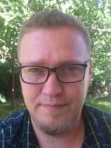 Sziasztok! Zoltán vagyok. Online szabadszállási randizni vágyó nők kattinsatok a kedvenc gombra.