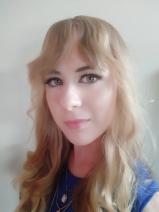 Sziasztok! Bernadett vagyok. Komoly sülysápi társkereső férfiak jelentkezését várom.