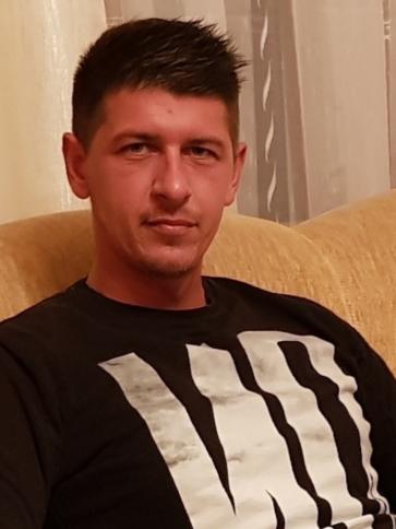 Gergő, 37 éves tóalmási társkereső férfi profil fotója