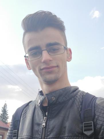 Zoli, 28 éves nyírbogdányi társkereső férfi profil fotója