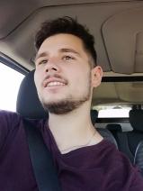 Sziasztok! Szabolcs vagyok. Komoly mendei párkereső nők jelentkezését várom.