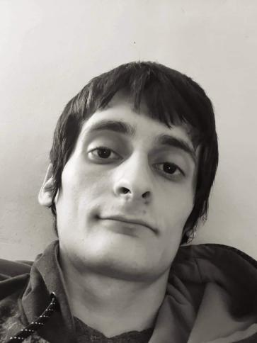 Zoltán, 29 éves karcagi társkereső férfi profil fotója Zoltán, 29 éves karcagi társkereső férfi profil fotója