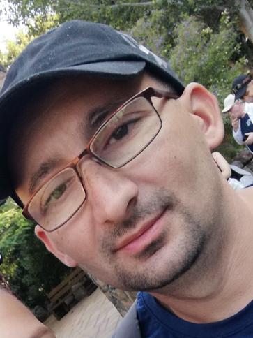 Márton, 46 éves tiszaföldvári társkereső férfi profil fotója
