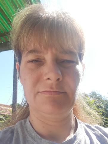 Heni, 47 éves taksonyi társkereső nő profil fotója