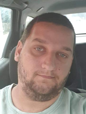 Sándor, 32 éves péceli társkereső férfi profil fotója