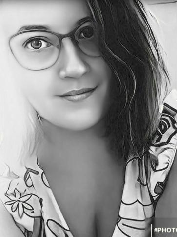 Noemi, 31 éves pécsi társkereső nő profil fotója