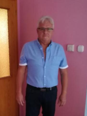 József, 64 éves soproni társkereső férfi profil fotója