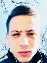 Sziasztok! Szilárd vagyok. Komoly kisbágyoni párkereső nők jelentkezését várom.