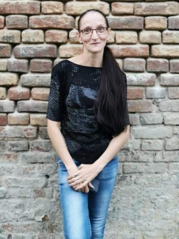 Tímea, 49 éves komlói társkereső nő profil fotója