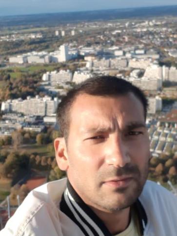 Laci, 38 éves Budapest I. kerületi társkereső férfi profil fotója