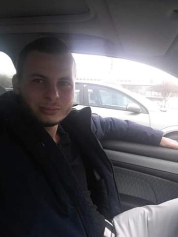 Galambos, 32 éves nyírgyulaji társkereső férfi profil fotója