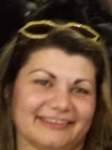 Brigi, 38 éves szeghalmi társkereső nő profil fotója Brigi, 38 éves szeghalmi társkereső nő profil fotója