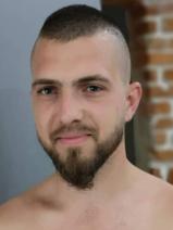 Sziasztok! Ákos vagyok. Komoly vasvári párkereső nők jelentkezését várom.