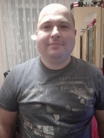 András, 42 éves kecskeméti társkereső férfi profil fotója