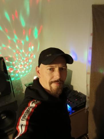 Dani, 38 éves szentesi társkereső férfi profil fotója