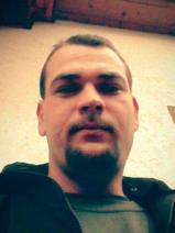 Sziasztok! György vagyok. Komoly porcsalmai párkereső nők jelentkezését várom.