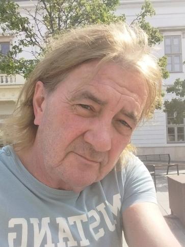 Péter, 63 éves nadapi társkereső férfi profil fotója
