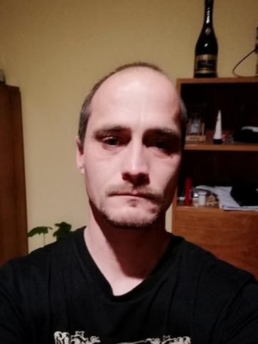 Misi, 44 éves jászkiséri társkereső férfi profil fotója Misi, 44 éves jászkiséri társkereső férfi profil fotója