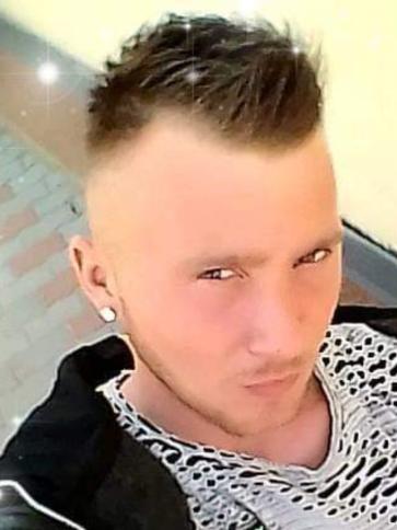 Andor, 26 éves ilki társkereső férfi profil fotója