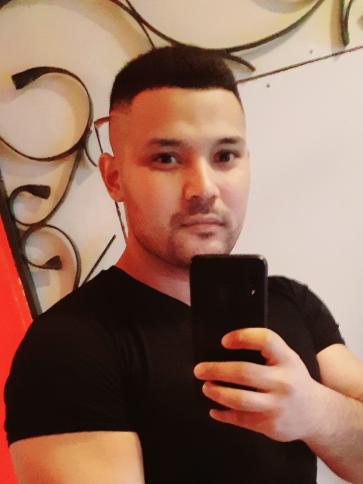 Andris, 29 éves karcagi társkereső férfi profil fotója Andris, 29 éves karcagi társkereső férfi profil fotója