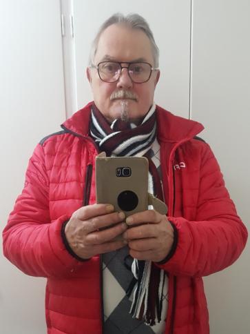 Attila, 69 éves svédországi társkereső férfi profil fotója