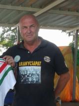 Sziasztok! Lajos vagyok. Komoly nagytarcsai párkereső nők jelentkezését várom.