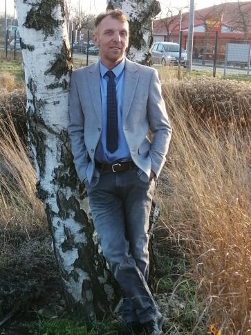 István, 60 éves hódmezővásárhelyi társkereső férfi profil fotója István, 60 éves hódmezővásárhelyi társkereső férfi profil fotója