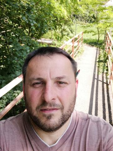 Iván, 50 éves szekszárdi társkereső férfi profil fotója Iván, 50 éves szekszárdi társkereső férfi profil fotója