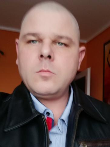 László, 50 éves ózdi társkereső férfi profil fotója